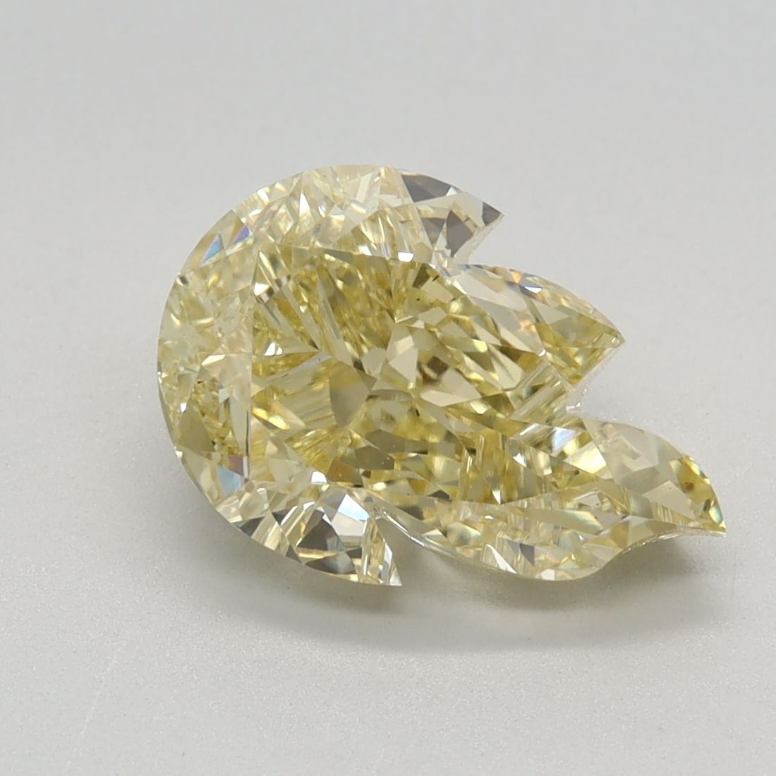 Loose Diamond - OTHER 2.63ct Fancy Intense Yellow VS1: Loose Diamond - OTHER 2.63ct Fancy Intense Yellow VS1 Source: This is a real non-mined Diamond that has been grown in a lab Shape: OTHER Carats: 2.63 Color: Fancy Intense Yellow Certification: IGI Vid