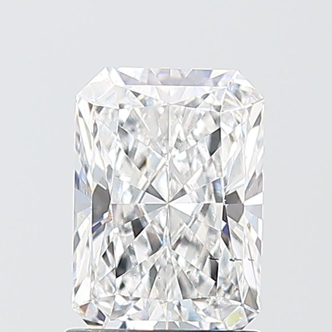 Loose Diamond - RADIANT 1.52ct D VS2: Loose Diamond - RADIANT 1.52ct D VS2 Source: This is a real non-mined Diamond that has been grown in a lab Shape: RADIANT Carats: 1.52 Color: D Clarity: VS2 Certification: IGI Video: