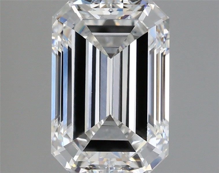 Loose Diamond - EMERALD 3.43ct F VVS2: Loose Diamond - EMERALD 3.43ct F VVS2 Source: This is a real non-mined Diamond that has been grown in a lab Shape: EMERALD Carats: 3.43 Color: F Clarity: VVS2 Certification: IGI Video: