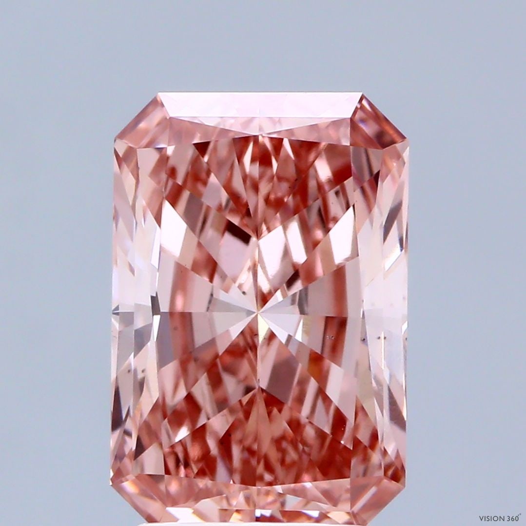 Loose Diamond - RADIANT 3.04ct Fancy Vivid Pink VS2: Loose Diamond - RADIANT 3.04ct Fancy Vivid Pink VS2 Source: This is a real non-mined Diamond that has been grown in a lab Shape: RADIANT Carats: 3.04 Color: Fancy Vivid Pink Certification: IGI