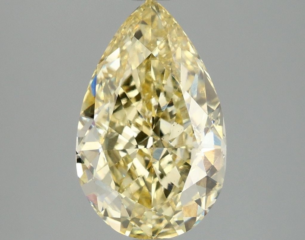 Loose Diamond - PEAR 3.09ct Fancy Intense Yellow VS1: Loose Diamond - PEAR 3.09ct Fancy Intense Yellow VS1 Source: This is a real non-mined Diamond that has been grown in a lab Shape: PEAR Carats: 3.09 Color: Fancy Intense Yellow Certification: IGI Video