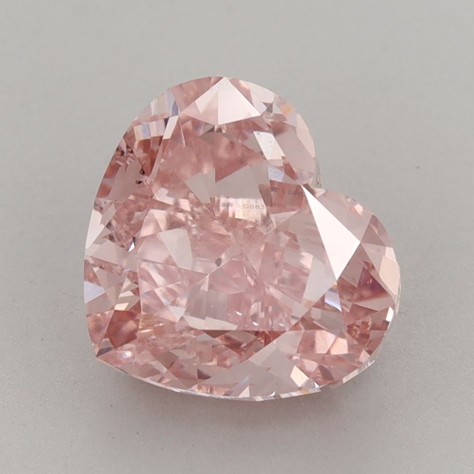 Loose Diamond - HEART 4.08ct Fancy Vivid Pink VS2: Loose Diamond - HEART 4.08ct Fancy Vivid Pink VS2 Source: This is a real non-mined Diamond that has been grown in a lab Shape: HEART Carats: 4.08 Color: Fancy Vivid Pink Certification: IGI Video: