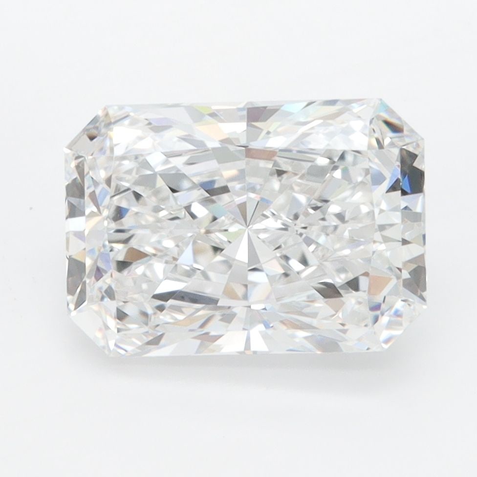 Loose Diamond - RADIANT 3.03ct D VVS1: Loose Diamond - RADIANT 3.03ct D VVS1 Source: This is a real non-mined Diamond that has been grown in a lab Shape: RADIANT Carats: 3.03 Color: D Clarity: VVS1 Certification: IGI Video: