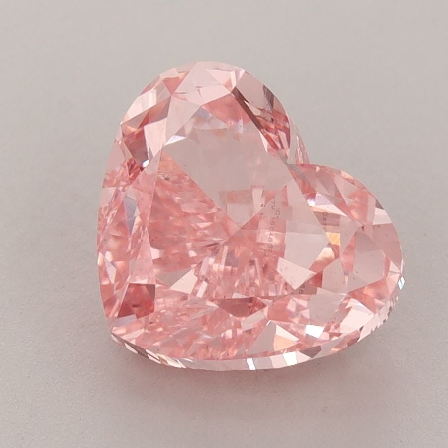 Loose Diamond - HEART 3.43ct Fancy Vivid Pink VS1: Loose Diamond - HEART 3.43ct Fancy Vivid Pink VS1 Source: This is a real non-mined Diamond that has been grown in a lab Shape: HEART Carats: 3.43 Color: Fancy Vivid Pink Certification: IGI Video: