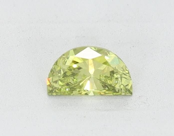 Loose Diamond - HALF MOON 0.24ct Green VS1: Loose Diamond - HALF MOON 0.24ct Green VS1 Source: This is a real non-mined Diamond that has been grown in a lab Shape: HALF MOON Carats: 0.24 Color: Green Certification: NONE Video: