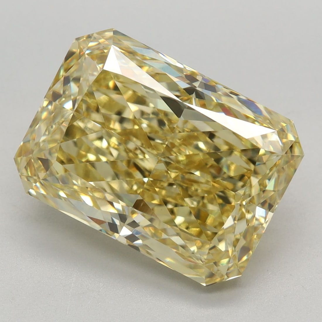 Loose Diamond - RADIANT 5.78ct Fancy Intense Yellow VVS2: Loose Diamond - RADIANT 5.78ct Fancy Intense Yellow VVS2 Source: This is a real non-mined Diamond that has been grown in a lab Shape: RADIANT Carats: 5.78 Color: Fancy Intense Yellow Certification: IG