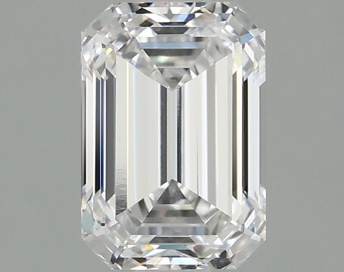 Loose Diamond - EMERALD 1.56ct D VS1: Loose Diamond - EMERALD 1.56ct D VS1 Source: This is a real non-mined Diamond that has been grown in a lab Shape: EMERALD Carats: 1.56 Color: D Clarity: VS1 Certification: IGI Video: