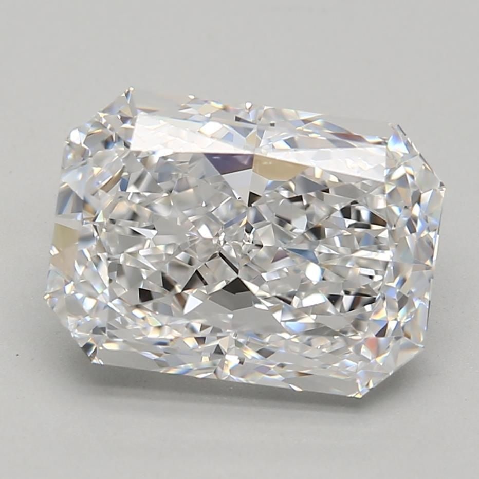 Loose Diamond - RADIANT 3.59ct D VVS1: Loose Diamond - RADIANT 3.59ct D VVS1 Source: This is a real non-mined Diamond that has been grown in a lab Shape: RADIANT Carats: 3.59 Color: D Clarity: VVS1 Certification: GIA Video: