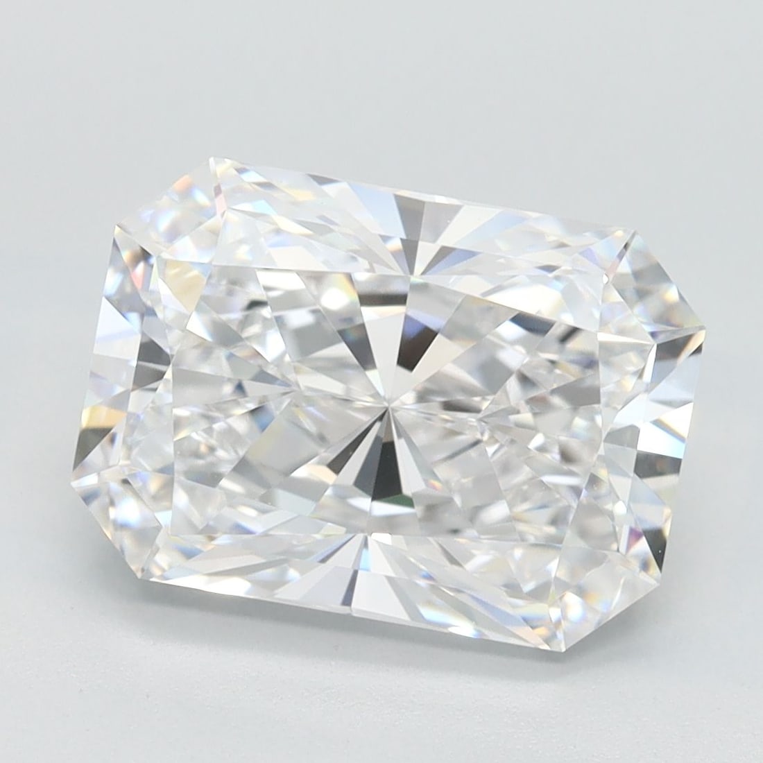 Loose Diamond - RADIANT 3.29ct D VVS2: Loose Diamond - RADIANT 3.29ct D VVS2 Source: This is a real non-mined Diamond that has been grown in a lab Shape: RADIANT Carats: 3.29 Color: D Clarity: VVS2 Certification: IGI Video: Video Link 