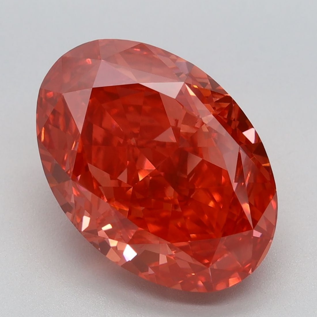 Loose Diamond - OVAL 5.11ct Fancy Vivid Pink VS1: Loose Diamond - OVAL 5.11ct Fancy Vivid Pink VS1 Source: This is a real non-mined Diamond that has been grown in a lab Shape: OVAL Carats: 5.11 Color: Fancy Vivid Pink Certification: IGI Video: