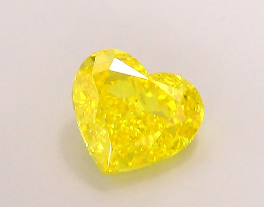 Loose Diamond - HEART 1.42ct Fancy Vivid Yellow VS1 (1 of 1)