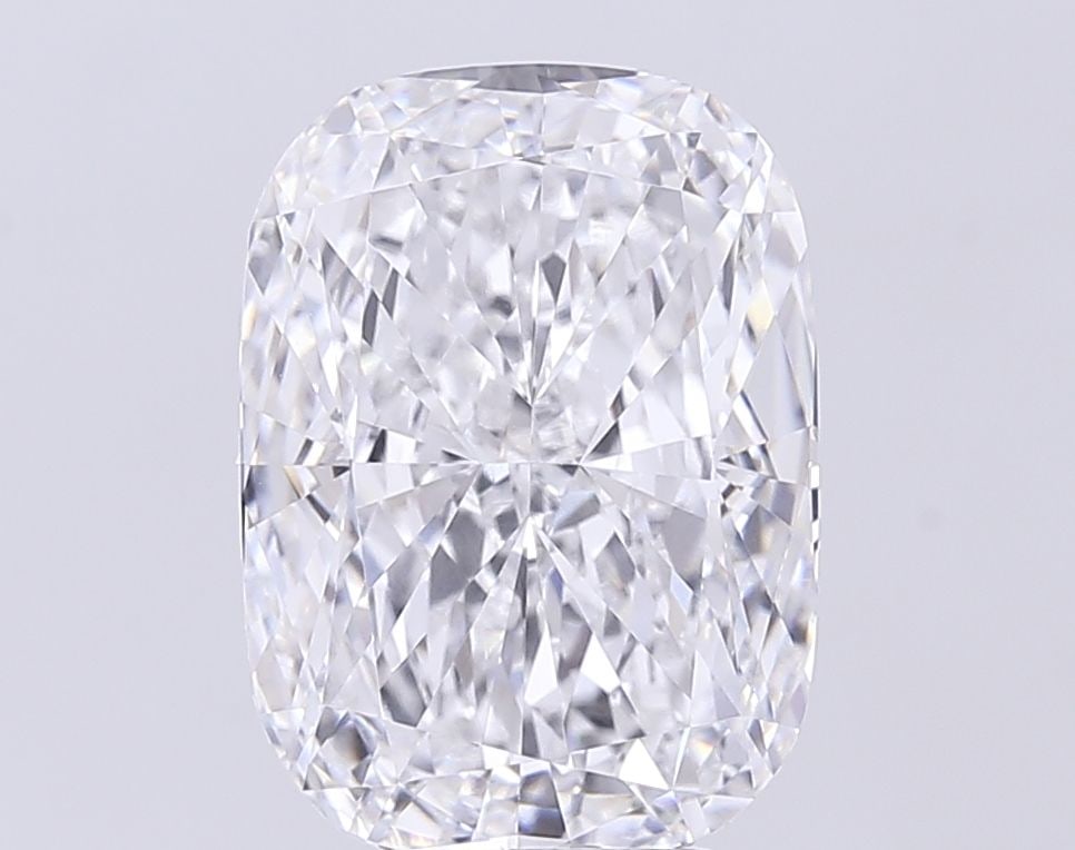 Loose Diamond - CUSHION BRILLIANT 6.69ct E VVS2: Loose Diamond - CUSHION BRILLIANT 6.69ct E VVS2 Source: This is a real non-mined Diamond that has been grown in a lab Shape: CUSHION BRILLIANT Carats: 6.69 Color: E Clarity: VVS2 Certification: IGI