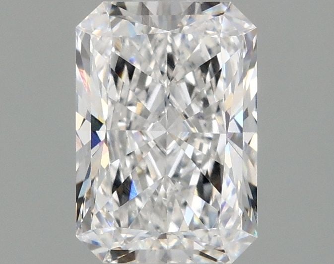 Loose Diamond - RADIANT 1.42ct D VS2: Loose Diamond - RADIANT 1.42ct D VS2 Source: This is a real non-mined Diamond that has been grown in a lab Shape: RADIANT Carats: 1.42 Color: D Clarity: VS2 Certification: IGI Video: Video Link 