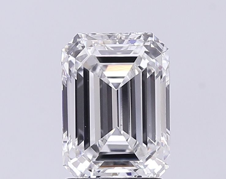 Loose Diamond - EMERALD 2.51ct G VS2: Loose Diamond - EMERALD 2.51ct G VS2 Source: This is a real non-mined Diamond that has been grown in a lab Shape: EMERALD Carats: 2.51 Color: G Clarity: VS2 Certification: IGI Video: