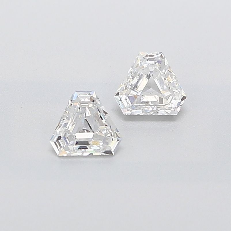 Loose Diamond - CALF 0.56ct E VS1: Loose Diamond - CALF 0.56ct E VS1 Source: This is a real non-mined Diamond that has been grown in a lab Shape: CALF Carats: 0.56 Color: E Clarity: VS1 Certification: NONE Video: Video Link PLEASE