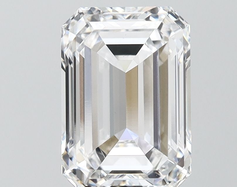 Loose Diamond - EMERALD 2.52ct E VVS2: Loose Diamond - EMERALD 2.52ct E VVS2 Source: This is a real non-mined Diamond that has been grown in a lab Shape: EMERALD Carats: 2.52 Color: E Clarity: VVS2 Certification: IGI Video: