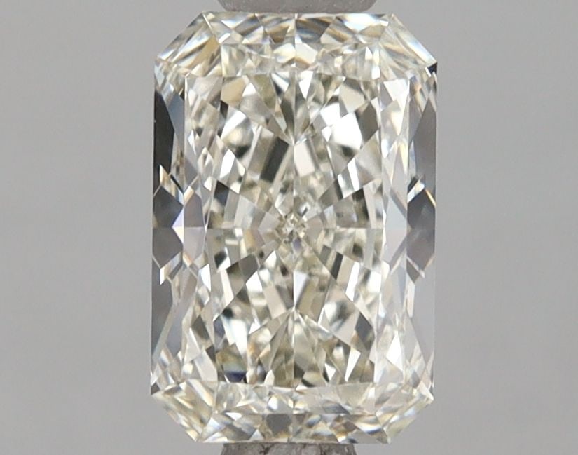 Loose Diamond - RADIANT 1.08ct H VVS2: Loose Diamond - RADIANT 1.08ct H VVS2 Source: This is a real non-mined Diamond that has been grown in a lab Shape: RADIANT Carats: 1.08 Color: H Clarity: VVS2 Certification: IGI Video: