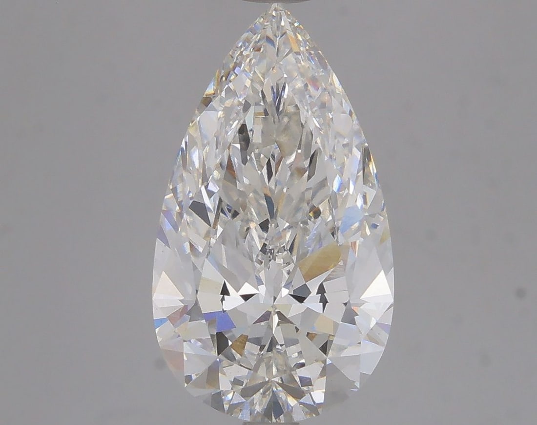 Loose Diamond - PEAR 4.18ct G VS1: Loose Diamond - PEAR 4.18ct G VS1 Source: This is a real non-mined Diamond that has been grown in a lab Shape: PEAR Carats: 4.18 Color: G Clarity: VS1 Certification: IGI Video: