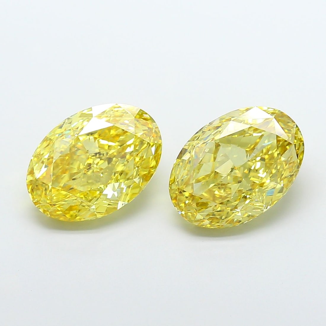 Loose Diamond - OVAL 8.05ct Fancy Vivid Yellow VS2 (1 of 1)