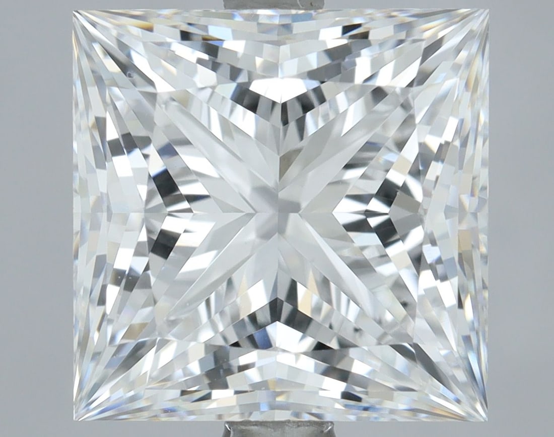 Loose Diamond - PRINCESS 3.22ct D VVS2: Loose Diamond - PRINCESS 3.22ct D VVS2 Source: This is a real non-mined Diamond that has been grown in a lab Shape: PRINCESS Carats: 3.22 Color: D Clarity: VVS2 Certification: IGI Video: