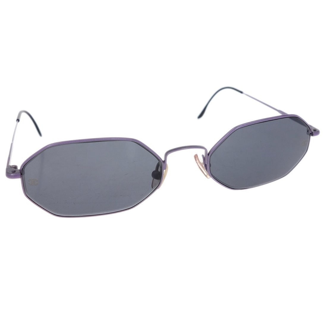 CC Logos Purple Frame Sunglasses with Black Acrylic Lenses by Chanel: CC Logos Purple Frame Sunglasses with Black Acrylic Lenses by Chanel These Chanel sunglasses feature a purple acrylic frame with black acrylic lenses. The design highlights the iconic CC logo, offerin