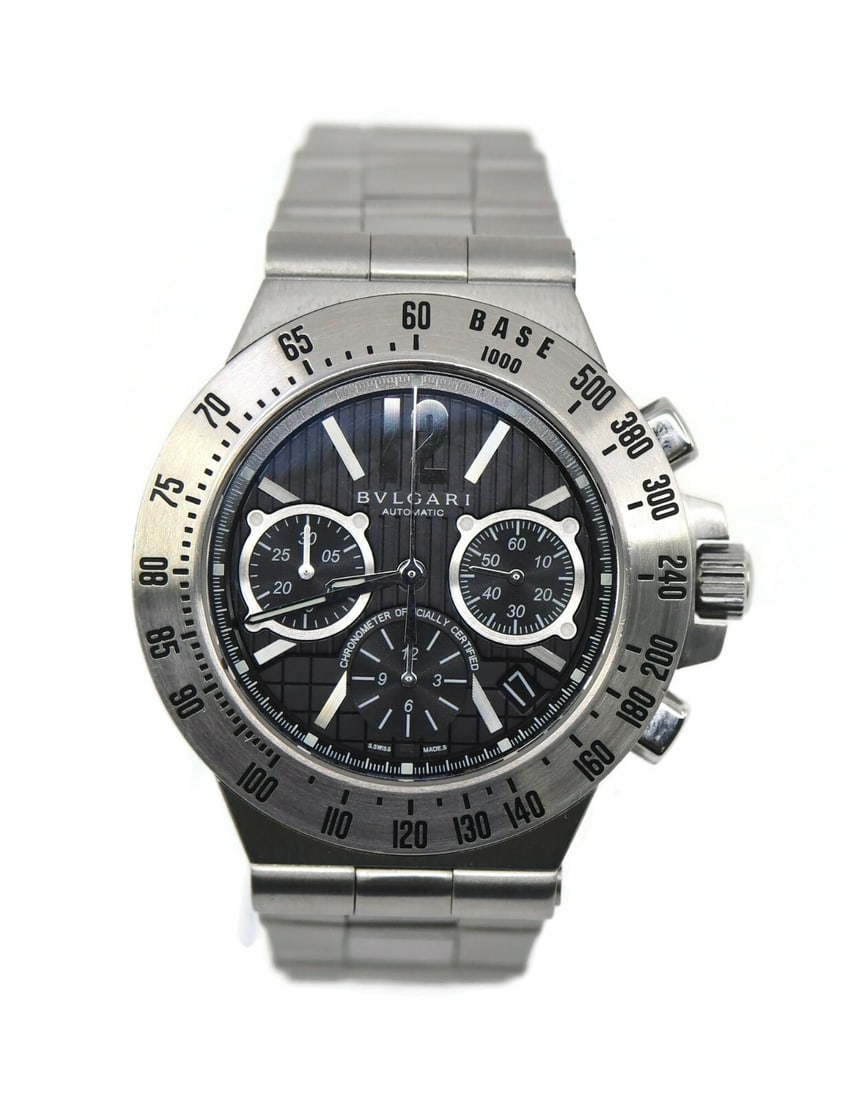 Bvlgari Diagono Chronograph Stainless Steel Watch Ref CH 40 S: Bvlgari Diagono Chronograph Stainless Steel Watch Ref CH 40 S Discover the elegance of the Bvlgari Diagono Chronograph Stainless Steel Watch, a stunning timepiece crafted for both style and functional