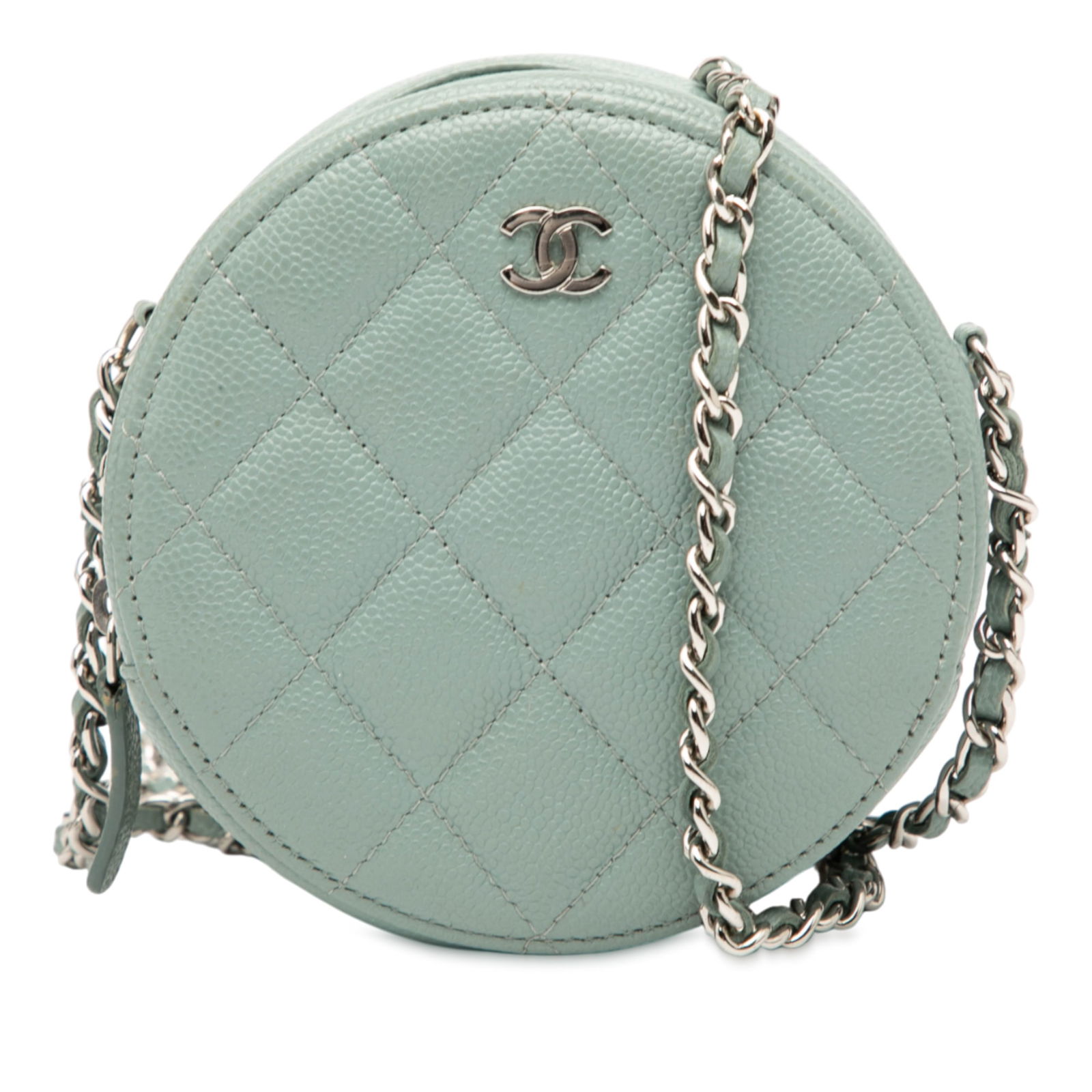 Chanel Blue CC Quilted Caviar Round Clutch with Chain: Chanel Blue CC Quilted Caviar Round Clutch with Chain This elegant Chanel CC Quilted Caviar Round Clutch is crafted from luxurious quilted caviar leather in a stunning blue hue. It features a stylish