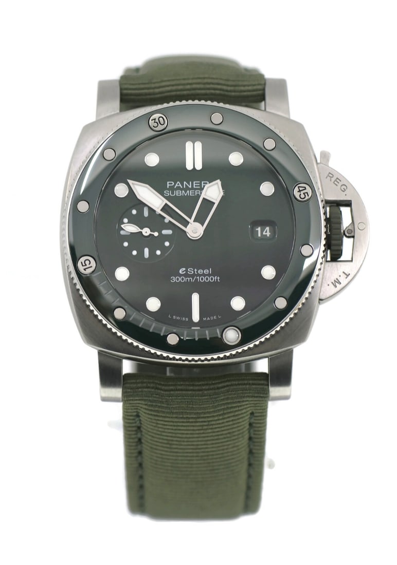 Panerai Submersible PAM01287 Stainless Steel 44mm Green Dial Watch with Box and Papers: Panerai Submersible PAM01287 Stainless Steel 44mm Green Dial Watch with Box and Papers Introducing the Panerai Submersible Stainless Steel Watch PAM01287, a stunning wristwatch that combines functiona