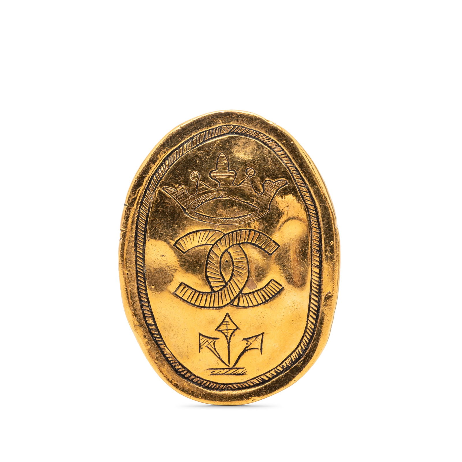 Chanel CC Oval Brooch with Gold Tone Crown Design: Chanel CC Oval Brooch with Gold Tone Crown Design This Chanel CC Gold Plated Crown Oval Brooch features a gold-tone metal construction with an oval design and crown detail. It is equipped with a back