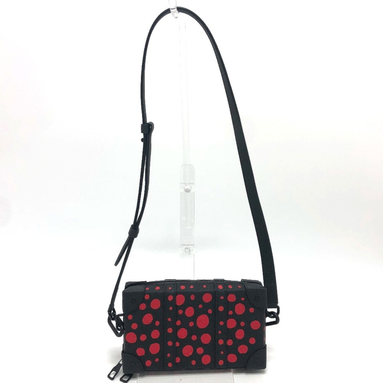 Louis Vuitton Black Leather Soft Trunk Bag: Louis Vuitton Black Leather Soft Trunk Bag This Louis Vuitton Soft Trunk is crafted from black leather and designed for all genders. The bag features a structured silhouette with a contemporary feel.