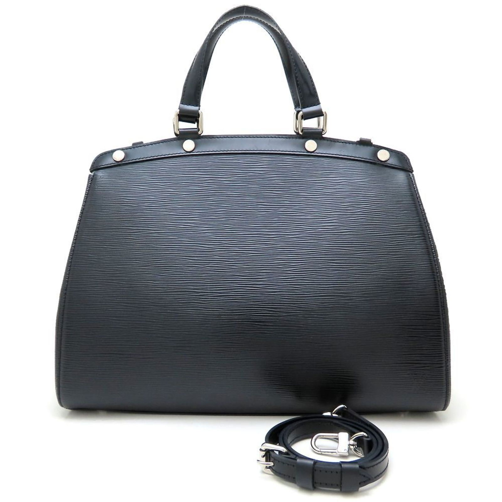 Louis Vuitton Brea black leather handbag France: Louis Vuitton Brea black leather handbag France This Louis Vuitton Brea handbag is crafted from black leather and features a structured silhouette. Designed for women, it is made in France and showcas