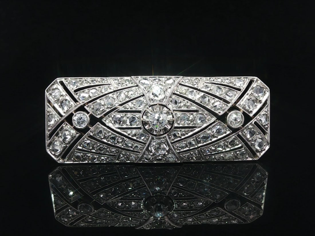 Antique French 18k Gold Platinum Diamond Mosaic Brooch 2.20ctw: Antique French 18k Gold Platinum Diamond Mosaic Brooch 2.20ctw This exquisite antique brooch showcases a stunning mosaic design crafted from numerous natural genuine diamonds, including Old European a