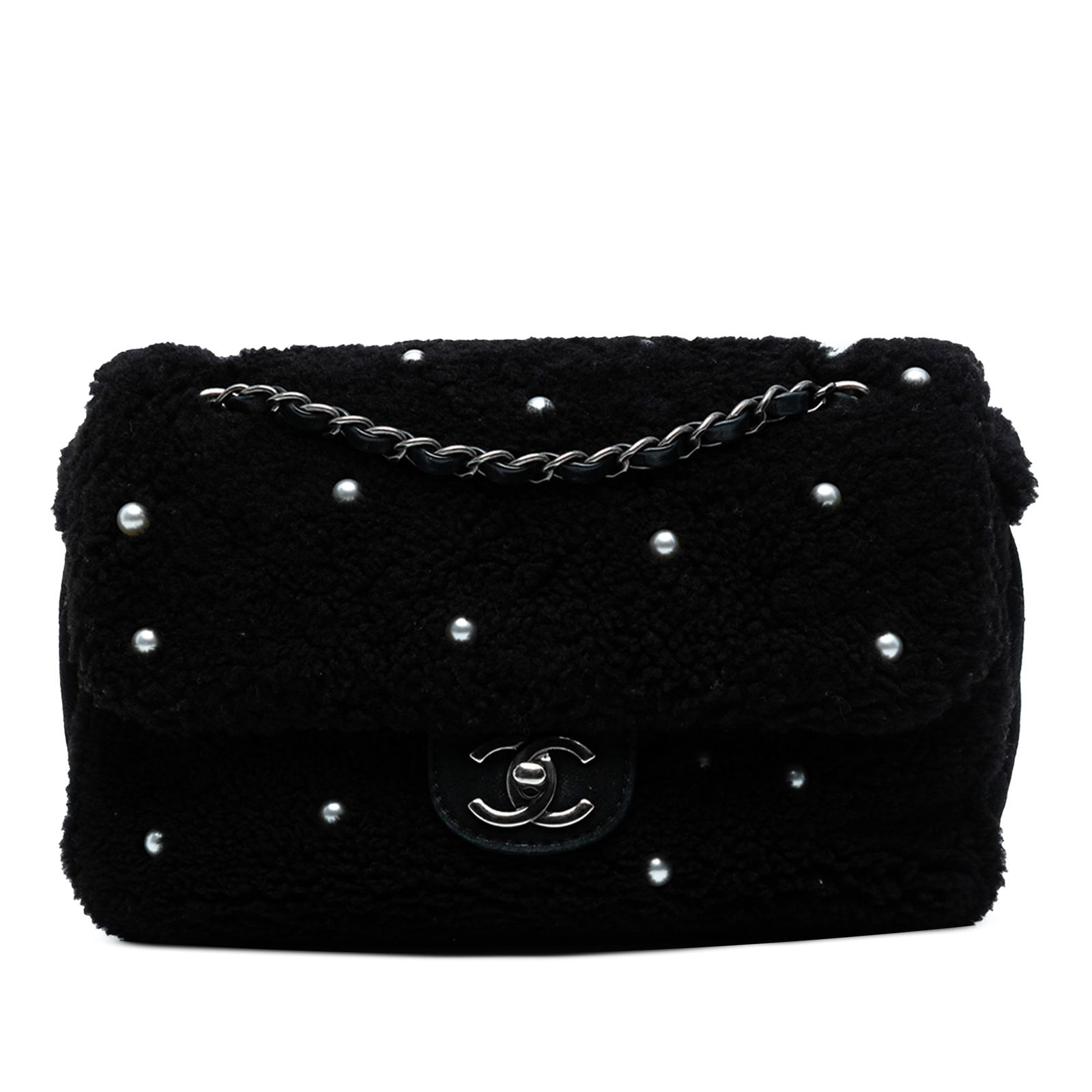Chanel Medium Shearling Pearl Studded Flap Black Shoulder Bag: Chanel Medium Shearling Pearl Studded Flap Black Shoulder Bag This exquisite Chanel Medium Shearling Pearl Studded Flap shoulder bag showcases a luxurious shearling body complemented by silver-tone le