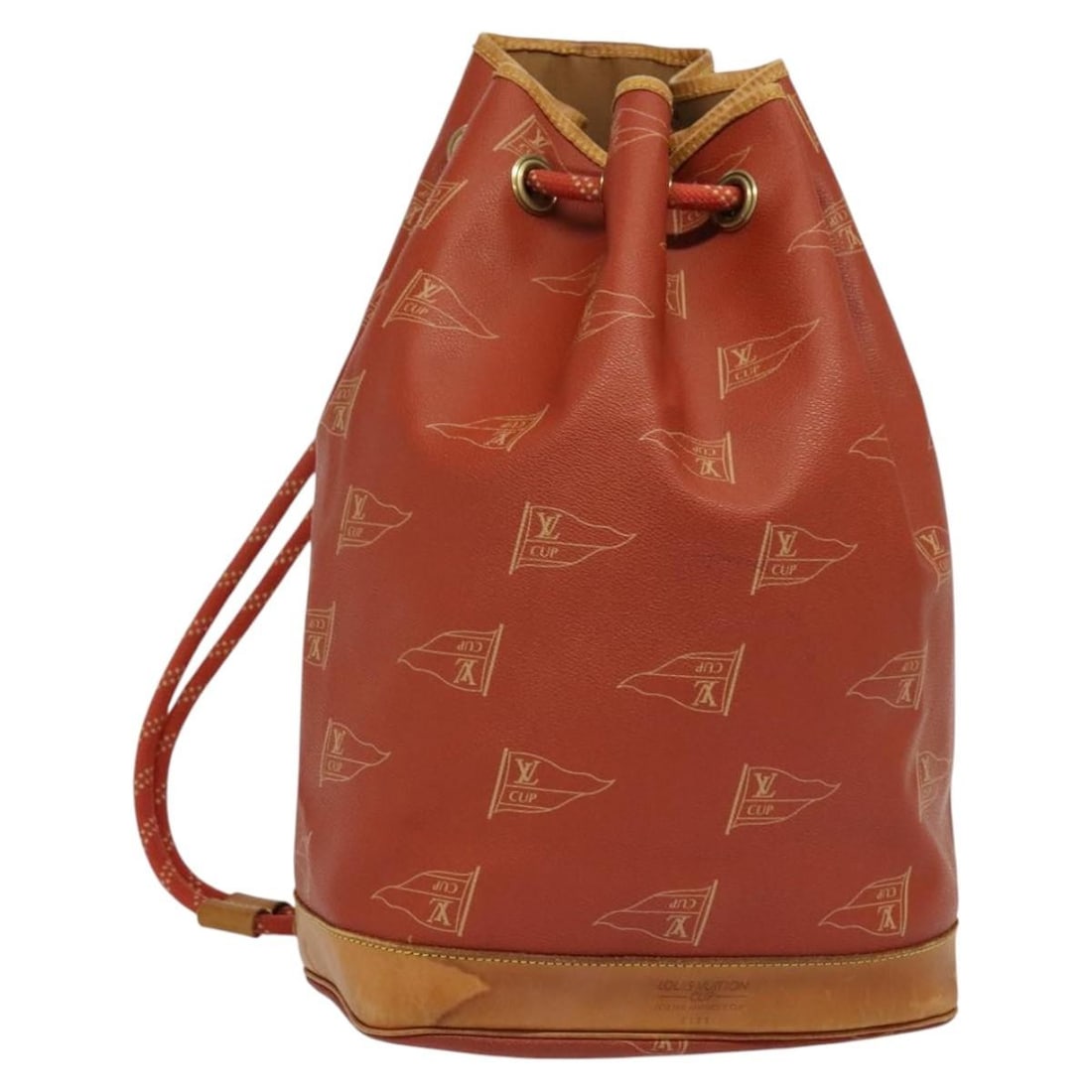 LOUIS VUITTON LV CUP Saint Tropez Red Shoulder Bag M80026 France: LOUIS VUITTON LV CUP Saint Tropez Red Shoulder Bag M80026 France Introducing the LOUIS VUITTON LV CUP Saint Tropez Shoulder Bag, an exquisite accessory crafted in France. This stylish shoulder bag fea