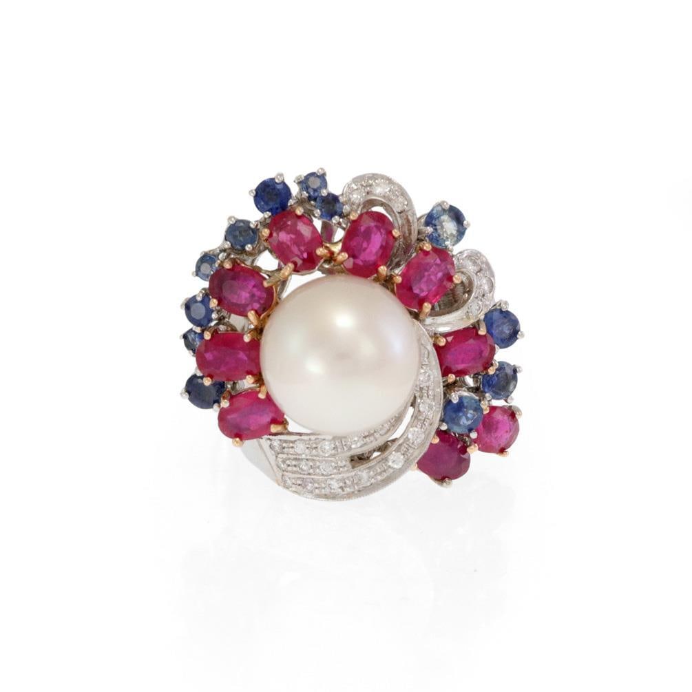 14k White Gold Diamond Ruby Sapphire Pearl Cocktail Ring 9.5: 14k White Gold Diamond Ruby Sapphire Pearl Cocktail Ring 9.5 This stunning estate cocktail ring is a true statement piece, expertly crafted from 14k white gold. It features an exquisite bouquet-style