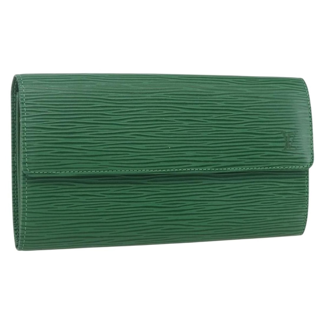Green Epi Leather Long Wallet Louis Vuitton M63574: Green Epi Leather Long Wallet Louis Vuitton M63574 This Louis Vuitton Epi Pochette Porte Monnaie Credit Wallet features a structured long wallet design crafted from green Epi leather. The wallet is ma