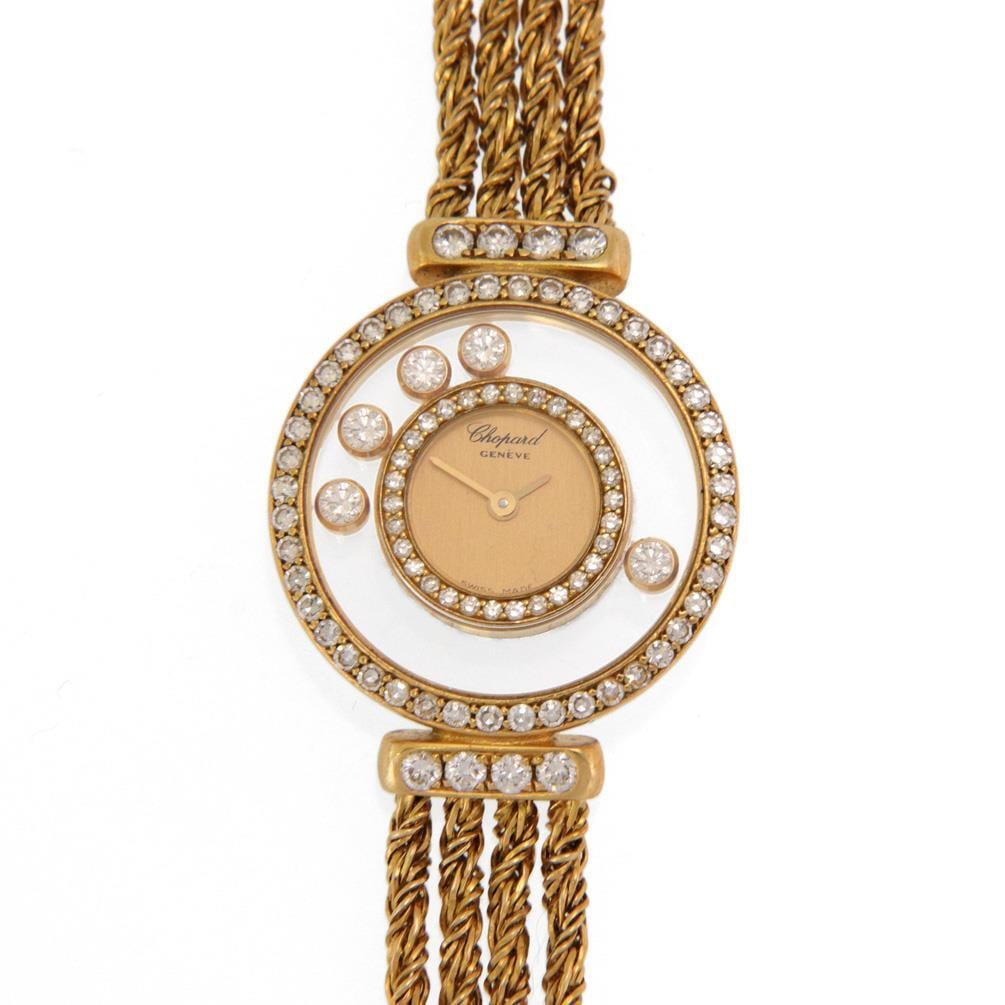 Chopard Happy Diamond 1ct 18k Yellow Gold Ladies Watch with Byzantine Chain: Chopard Happy Diamond 1ct 18k Yellow Gold Ladies Watch with Byzantine Chain Discover the elegance of this authentic Chopard ladies quartz wristwatch from the renowned Happy Diamond Collection. Featuri