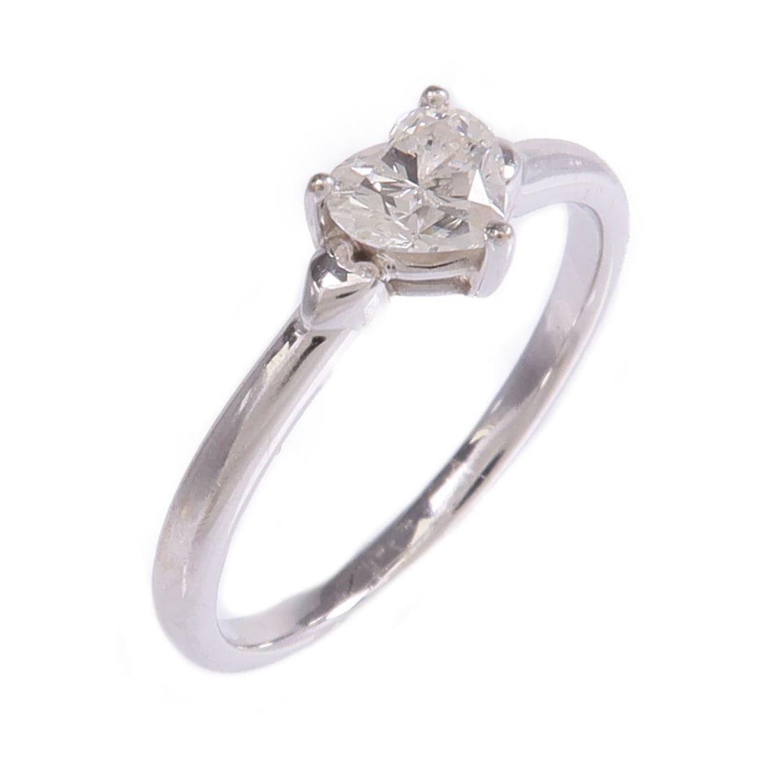 18K White Gold Diamond Ring Size 6 by JEWELRY: 18K White Gold Diamond Ring Size 6 by JEWELRY This diamond ring is crafted from 18K white gold and features a clear diamond as the main stone. Designed in a classic style, it is a regular type ring su