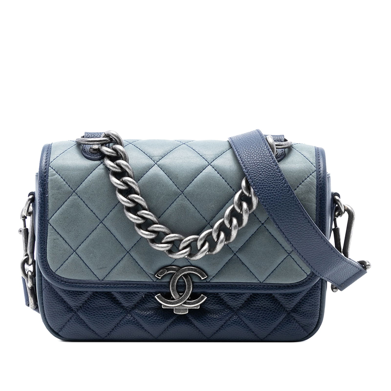 Chanel Iridescent Blue Quilted Calfskin Caviar Small Flap Bag with Chain Strap: Chanel Iridescent Blue Quilted Calfskin Caviar Small Flap Bag with Chain Strap This Chanel Small Quilted Iridescent Calfskin and Caviar Daily Carry Flap bag features a quilted calfskin and caviar leat