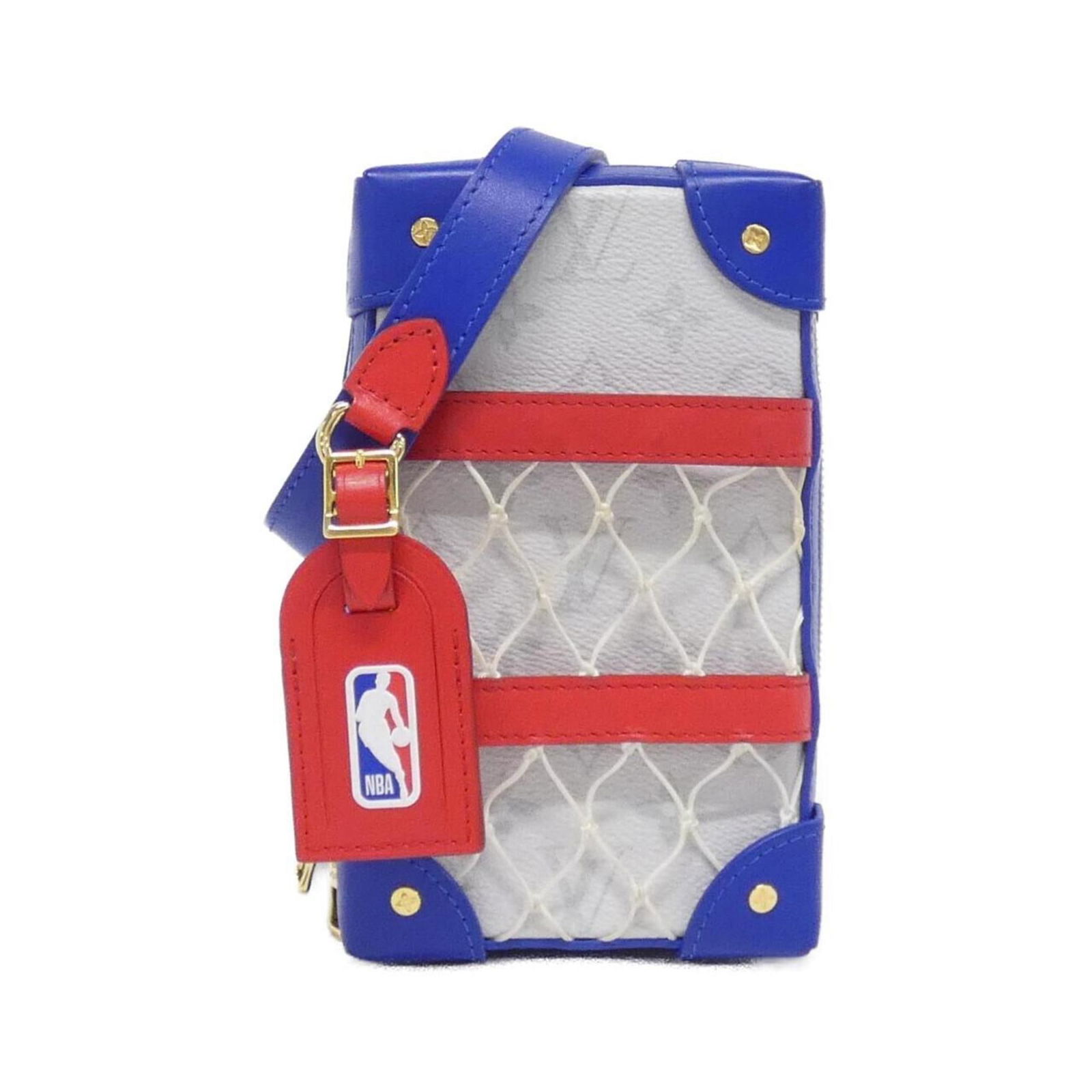 White Canvas Louis Vuitton Soft Trunk Bag 19cm France: White Canvas Louis Vuitton Soft Trunk Bag 19cm France Louis Vuitton Soft Trunk bag crafted from white canvas, designed for women. The bag is in overall good condition with minor traces of use, includi