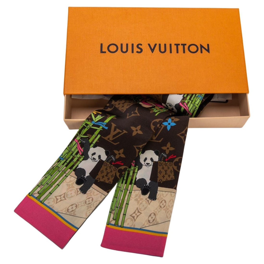 Louis Vuitton Christmas 2021 Panda Silk Bandeau 3.1 x 47.2 in: Louis Vuitton Christmas 2021 Panda Silk Bandeau 3.1 x 47.2 in Celebrate the festive season with the Louis Vuitton Christmas 2021 Panda Silk Bandeau. This exquisite accessory features a playful Vivienn