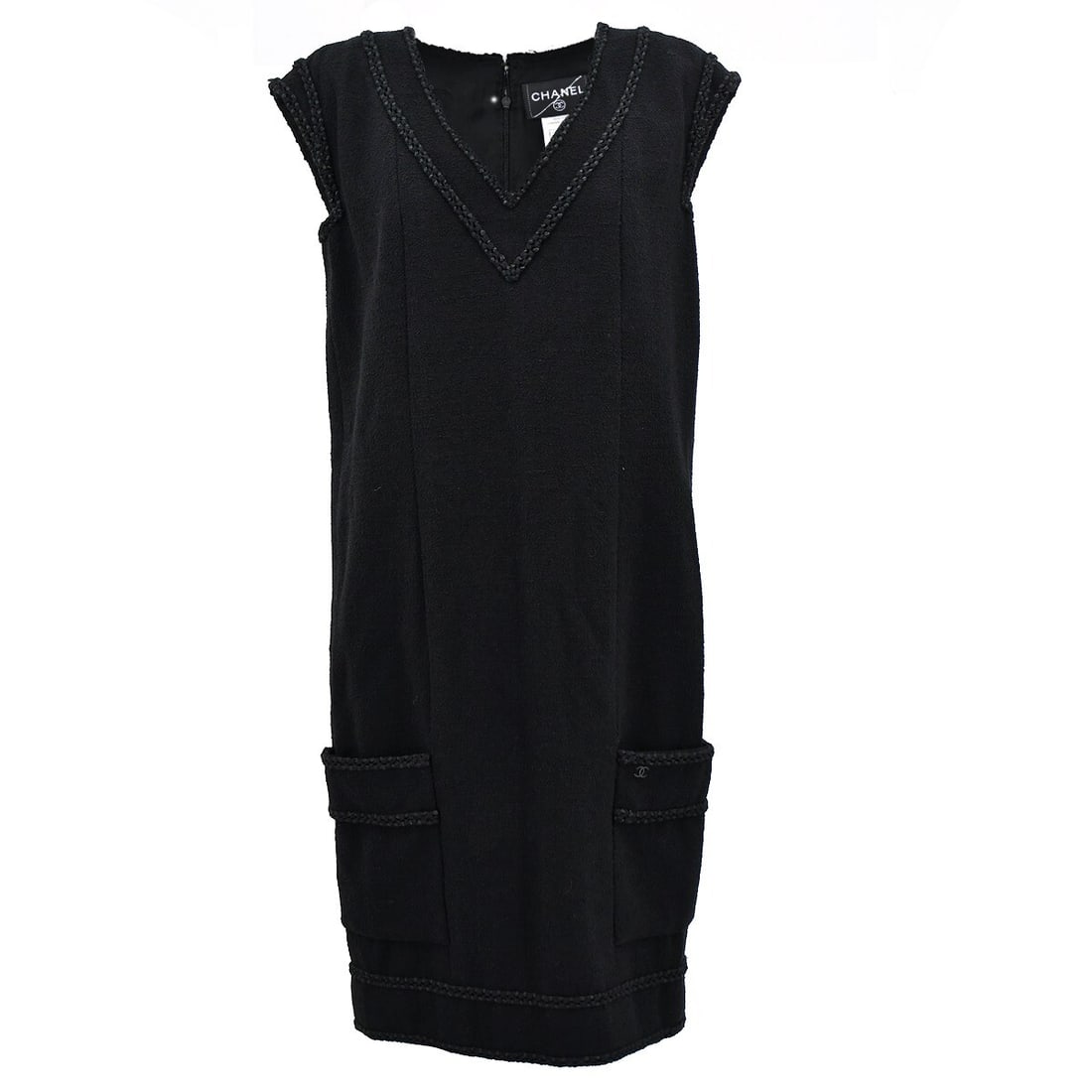Vintage Chanel Black Sleeveless Tank Dress 08C Size 36: Vintage Chanel Black Sleeveless Tank Dress 08C Size 36 Elevate your wardrobe with this vintage Chanel sleeveless tank dress, designed for the Fall/Winter season. The dress features a classic black col