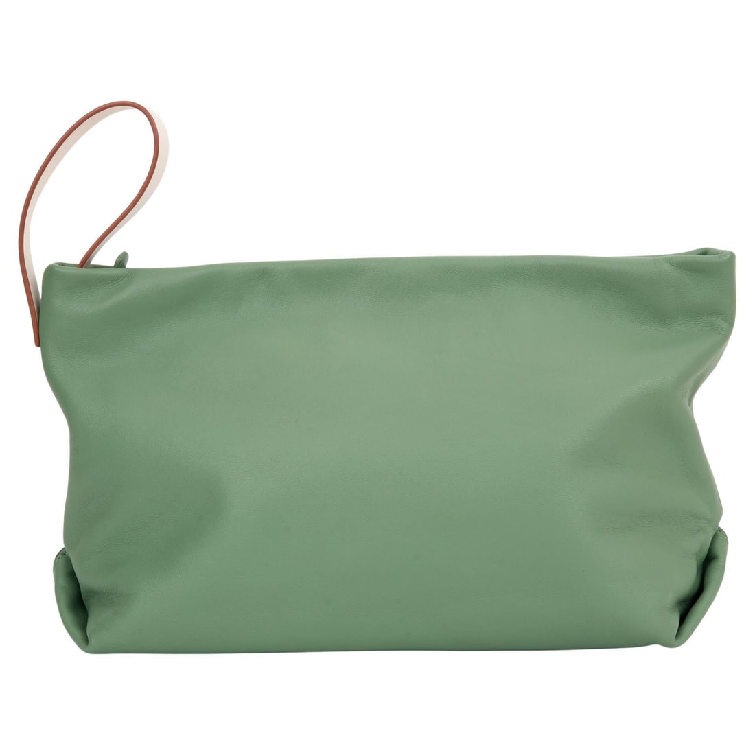 Loro Piana New Sage Butter Lambskin Clutch Bag Italy: Loro Piana New Sage Butter Lambskin Clutch Bag Italy Introducing the Loro Piana New Sage Butter Lambskin Clutch Bag, a perfect blend of elegance and practicality. Crafted from supple soft leather, thi