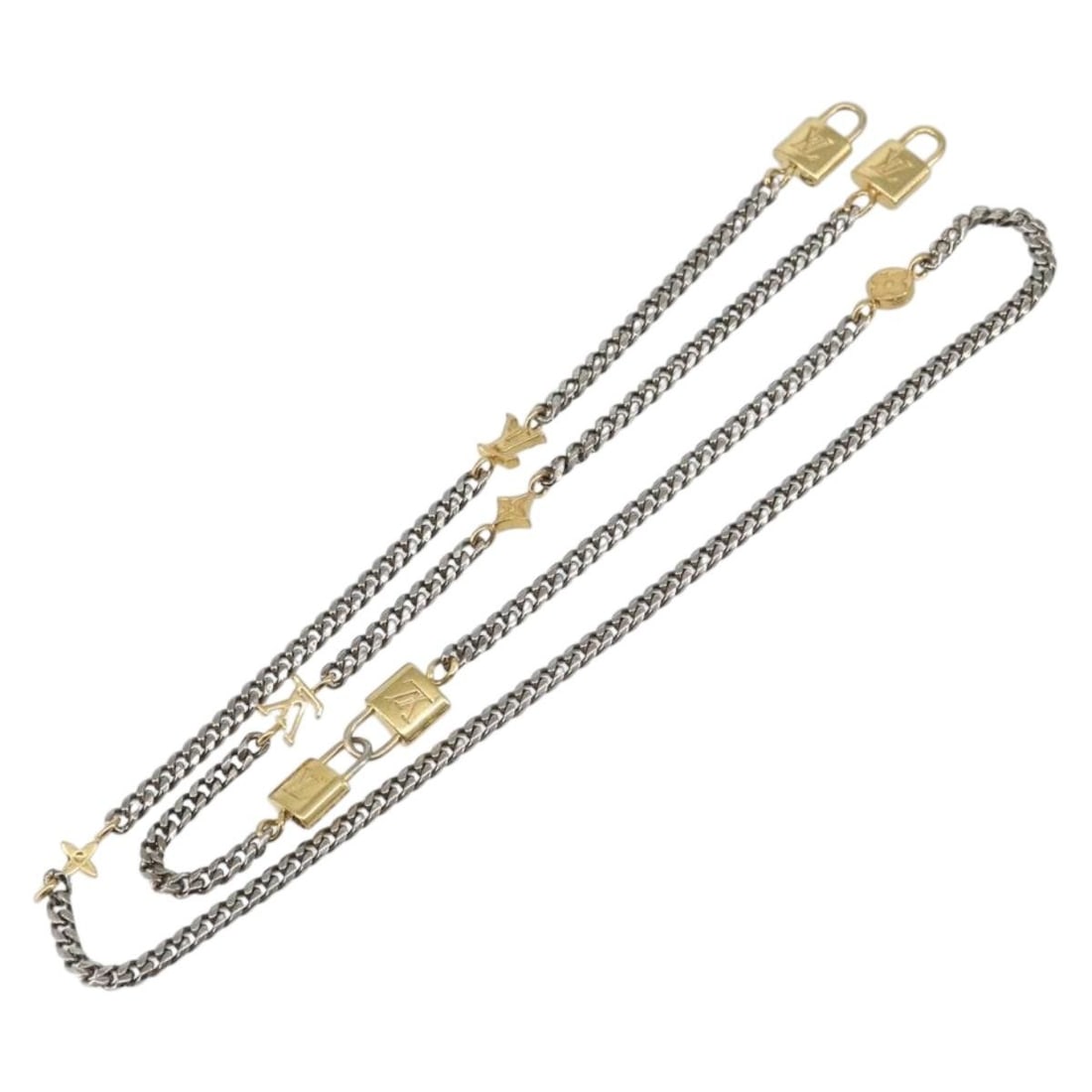 LOUIS VUITTON Gold Tone 3-in-1 Sunglasses Chain Necklace: LOUIS VUITTON Gold Tone 3-in-1 Sunglasses Chain Necklace Elevate your accessory game with this stunning LOUIS VUITTON 3-in-1 Sunglasses Chain Necklace. Crafted from durable metal in an elegant gold to