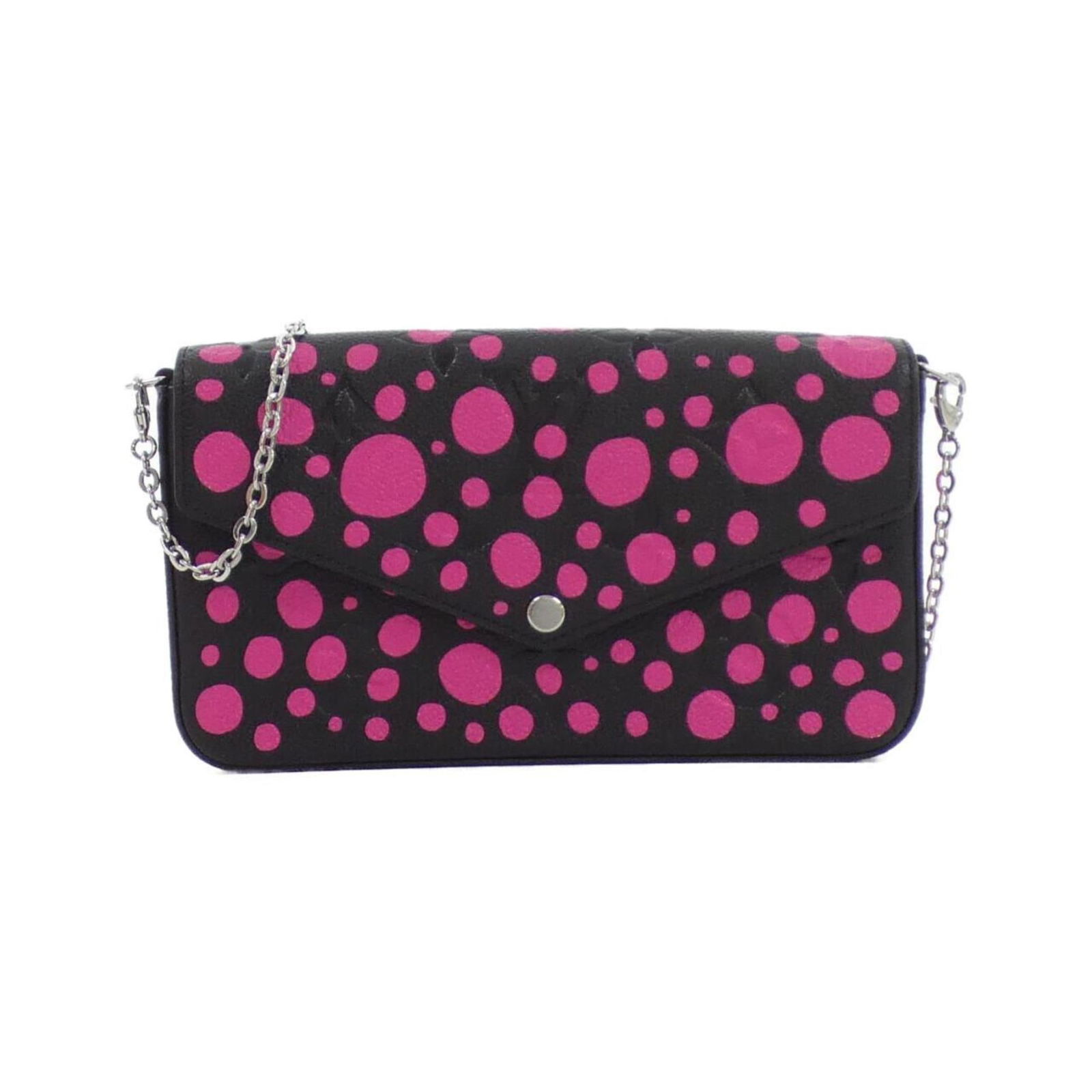 Black Leather Felicie Bag by Louis Vuitton with 12cm x 21cm Dimensions: Black Leather Felicie Bag by Louis Vuitton with 12cm x 21cm Dimensions This Louis Vuitton Felicie is a women's leather accessory in black, featuring a sleek design. Made in France, it offers both styl