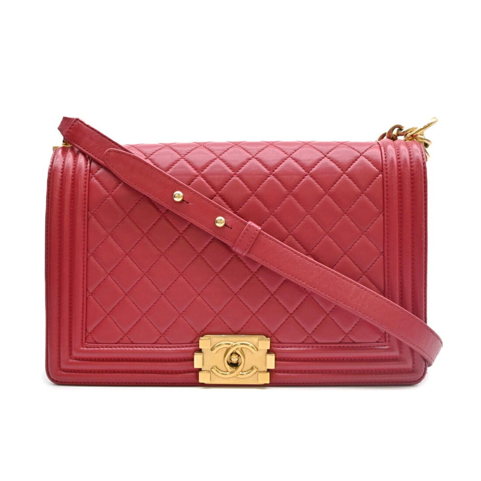 Red Leather Chanel Boy Bag for Women Made in France: Red Leather Chanel Boy Bag for Women Made in France This Chanel Boy bag features a striking red leather exterior and classic design. Made for women, it offers a blend of elegance and functionality. Th
