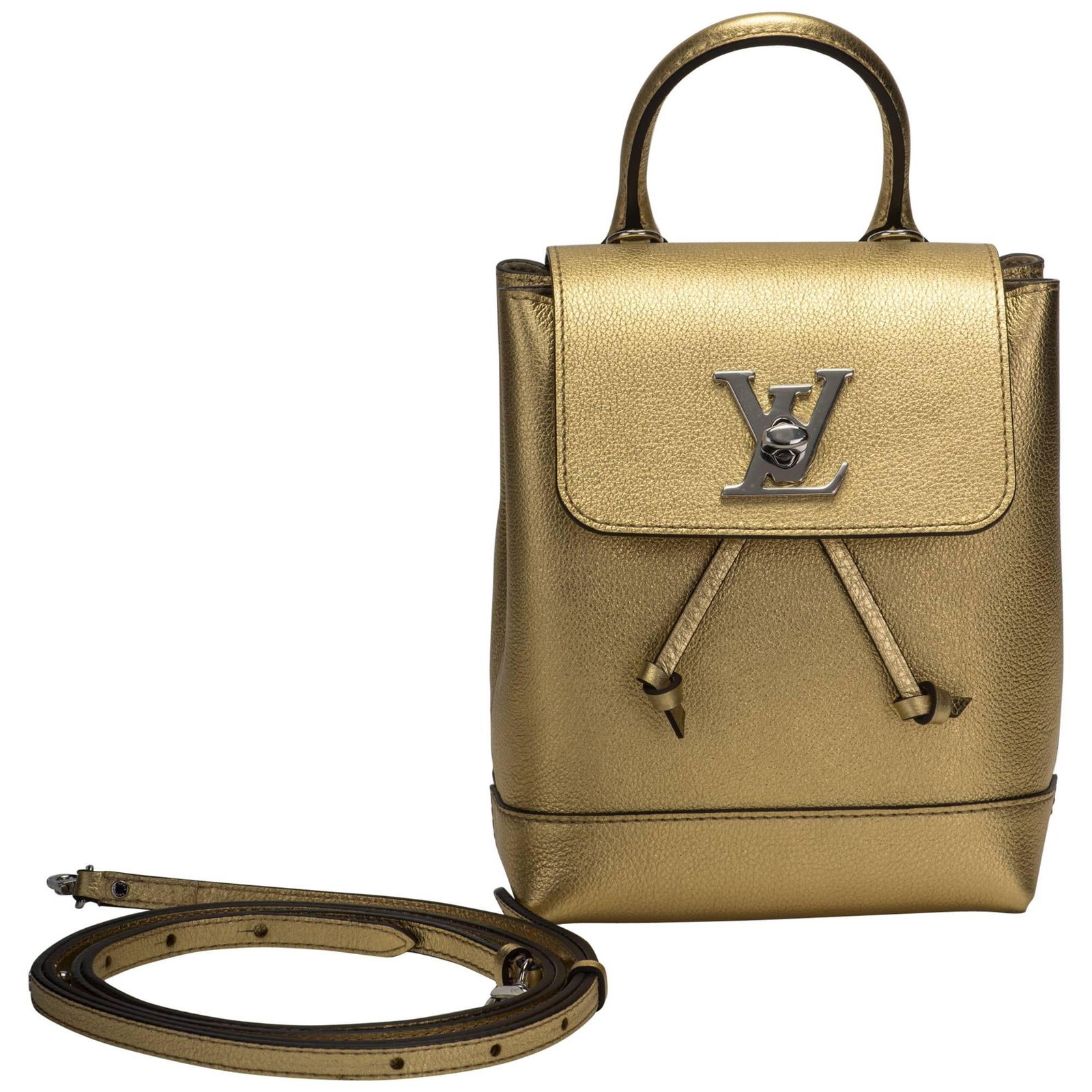 Louis Vuitton Limited Edition Gold Lockme Mini Backpack: Louis Vuitton Limited Edition Gold Lockme Mini Backpack Introducing the Louis Vuitton Lockme Mini Backpack, a stylish and versatile accessory that is perfect for modern lifestyles. Crafted from exquis