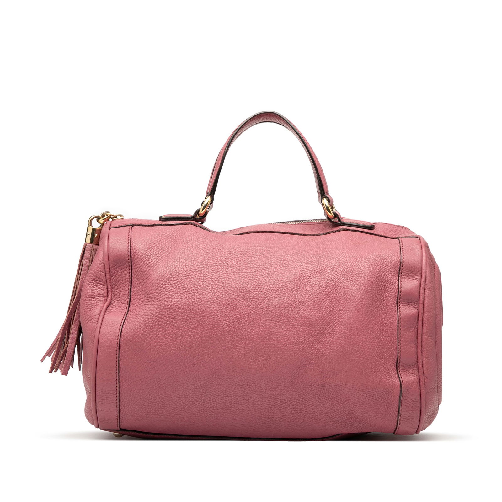 Gucci Medium Soho Boston Bag in Pink Pebbled Calfskin: Gucci Medium Soho Boston Bag in Pink Pebbled Calfskin The Gucci Medium Pebbled Calfskin Soho Boston Bag is a stylish accessory crafted from premium leather, featuring a spacious interior with a zip po