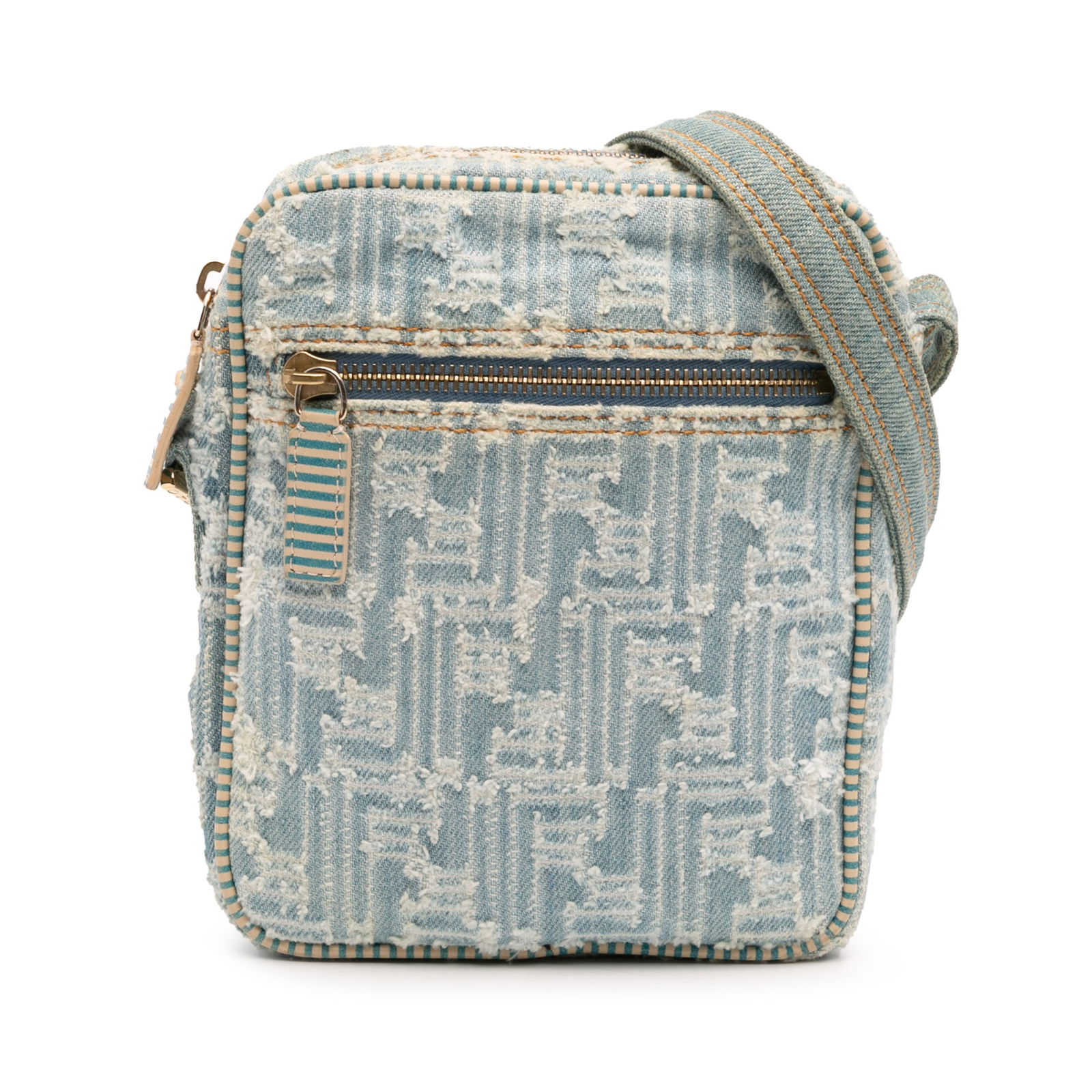 Fendi Zucca Denim Crossbody Bag Blue Fabric Italy: Fendi Zucca Denim Crossbody Bag Blue Fabric Italy The Fendi Zucca Denim Crossbody bag combines style and practicality, featuring a durable denim body and an adjustable flat strap for comfortable wear.