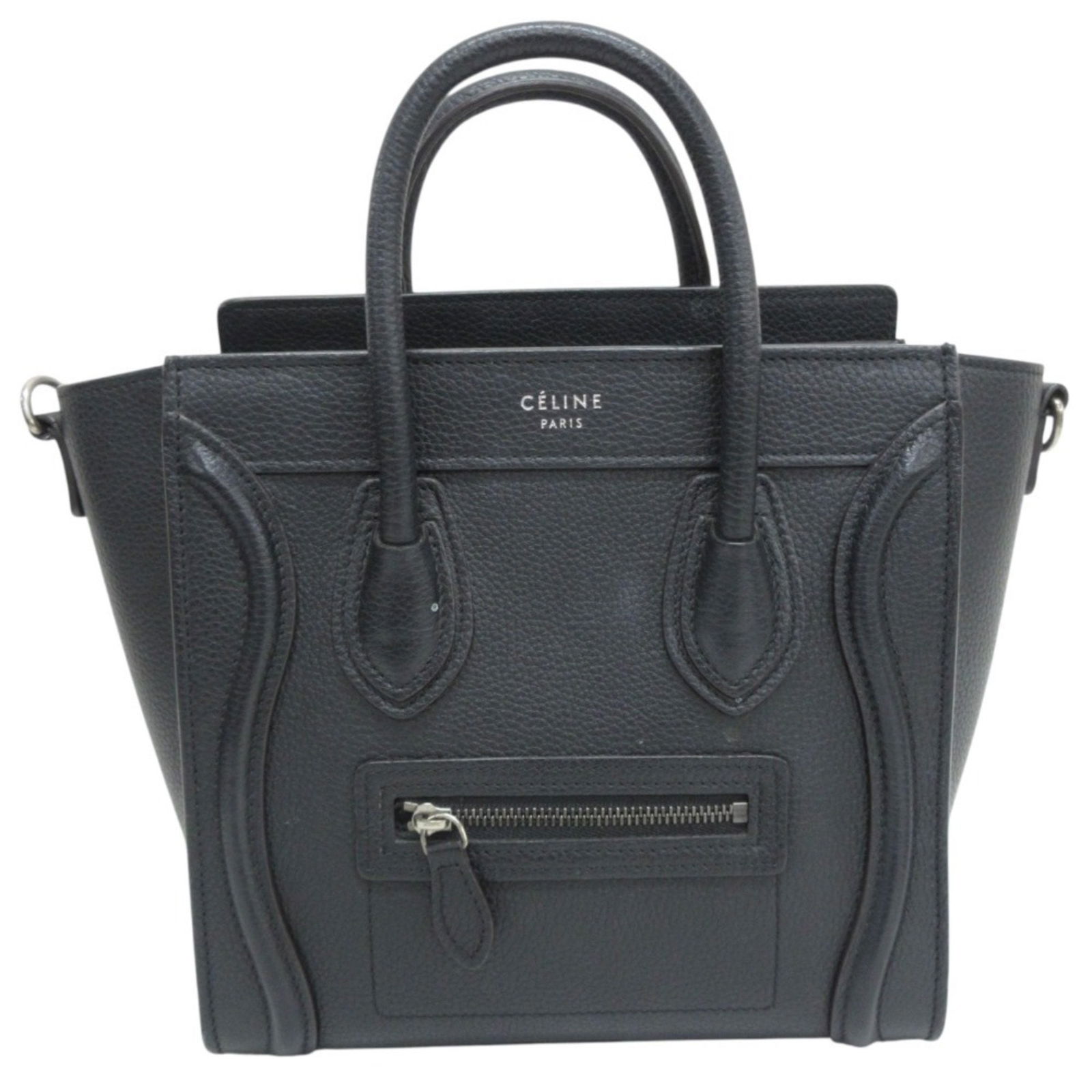 Celine Luggage Black Leather Handbag 21cm x 29cm x 9cm: Celine Luggage Black Leather Handbag 21cm x 29cm x 9cm This Celine Luggage handbag is crafted from black leather and designed for women. Made in Italy, it features a spacious interior with signs of ov